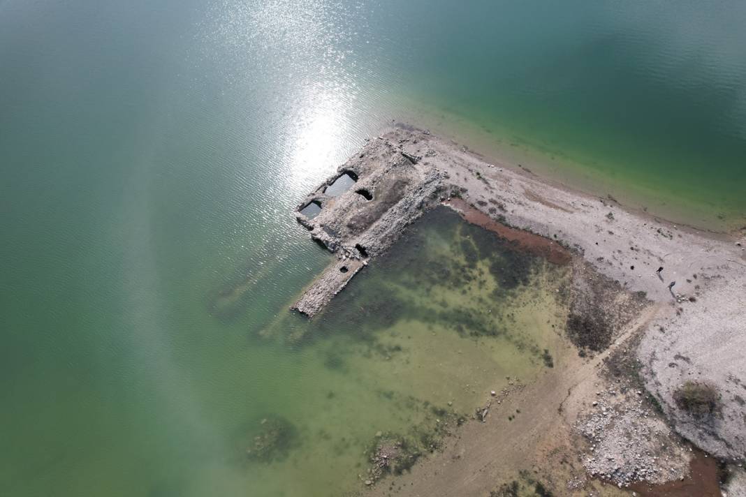 Konya'da Altınapa Hanı’nın bir kısmı yıllar sonra  tekrardan sular altında kaldı 3